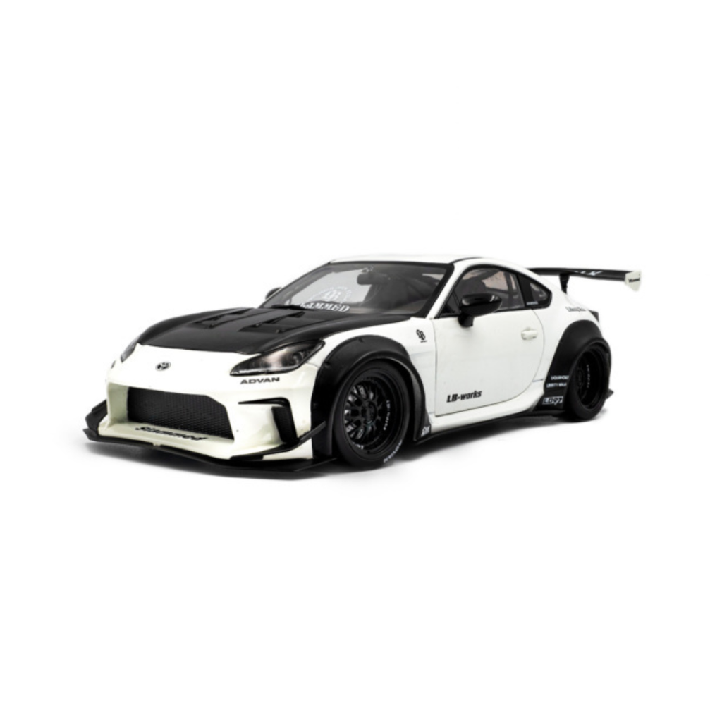 SOLIDO Scale 1:18 - 2024 Toyota GR86 LBWK Body Kit Pearl White