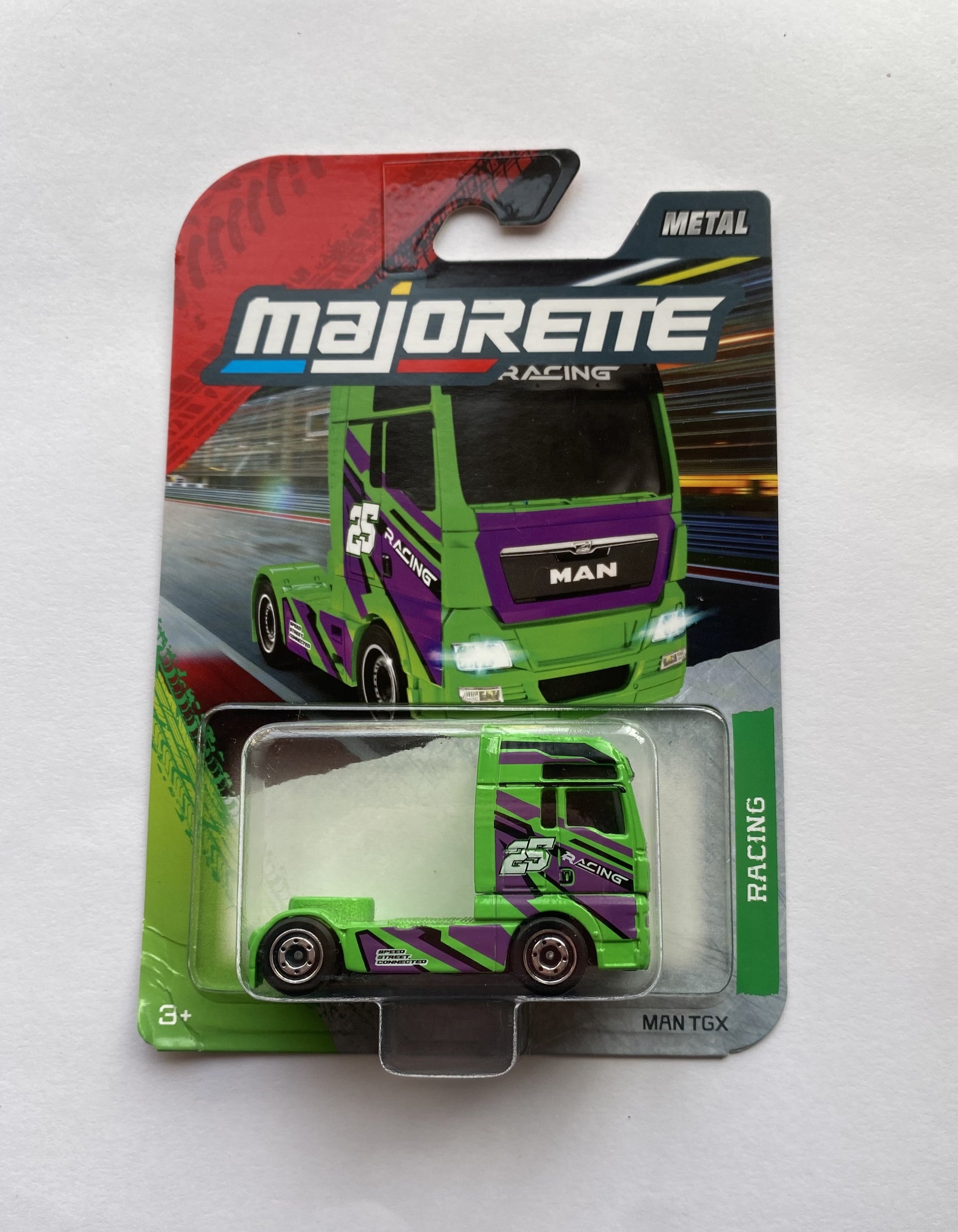 Majorette Racing Premium Car Scale 1:64 - MAN TGX