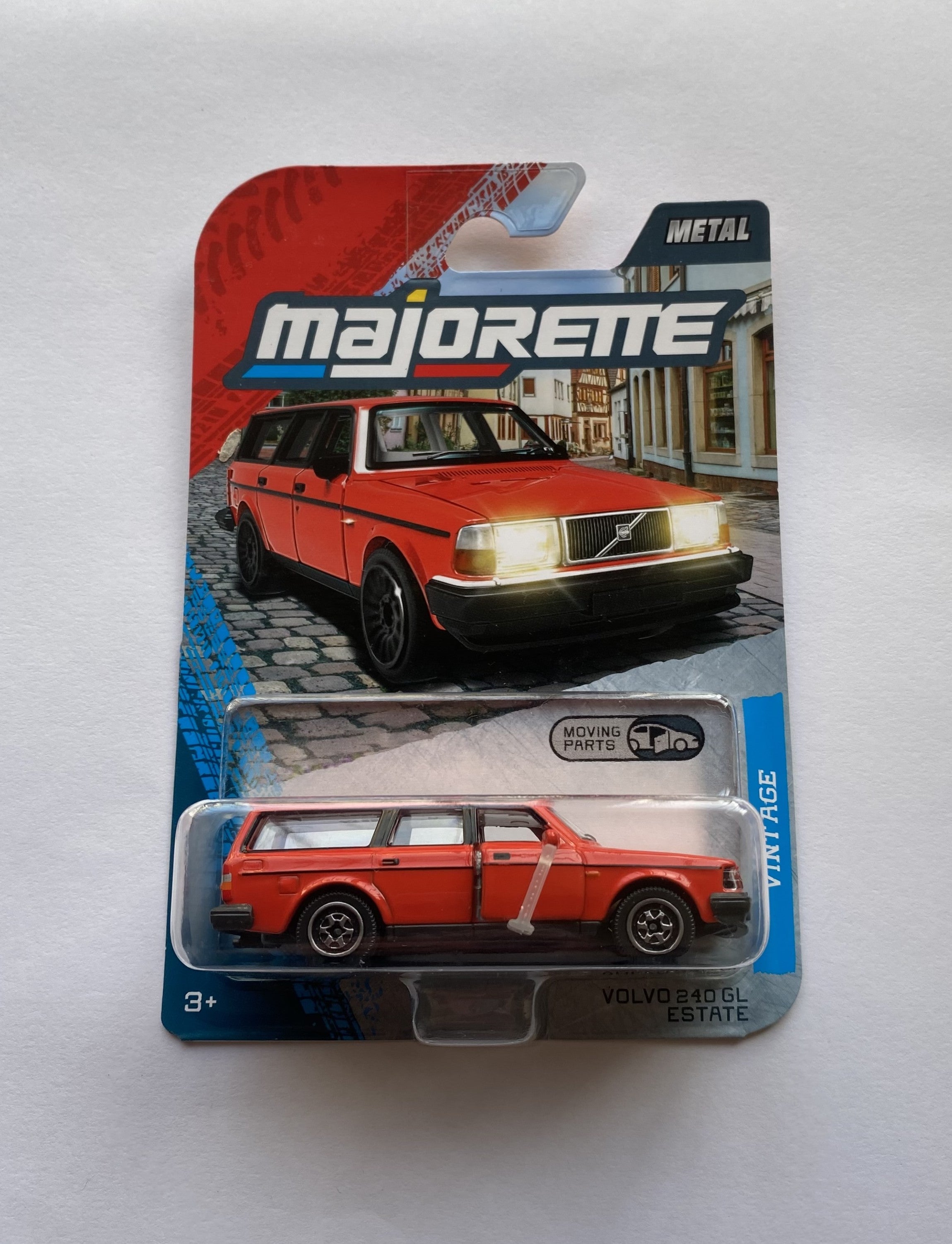 Majorette Vintage Premium Car Scale 1:64 - Volvo 240 GL Estate