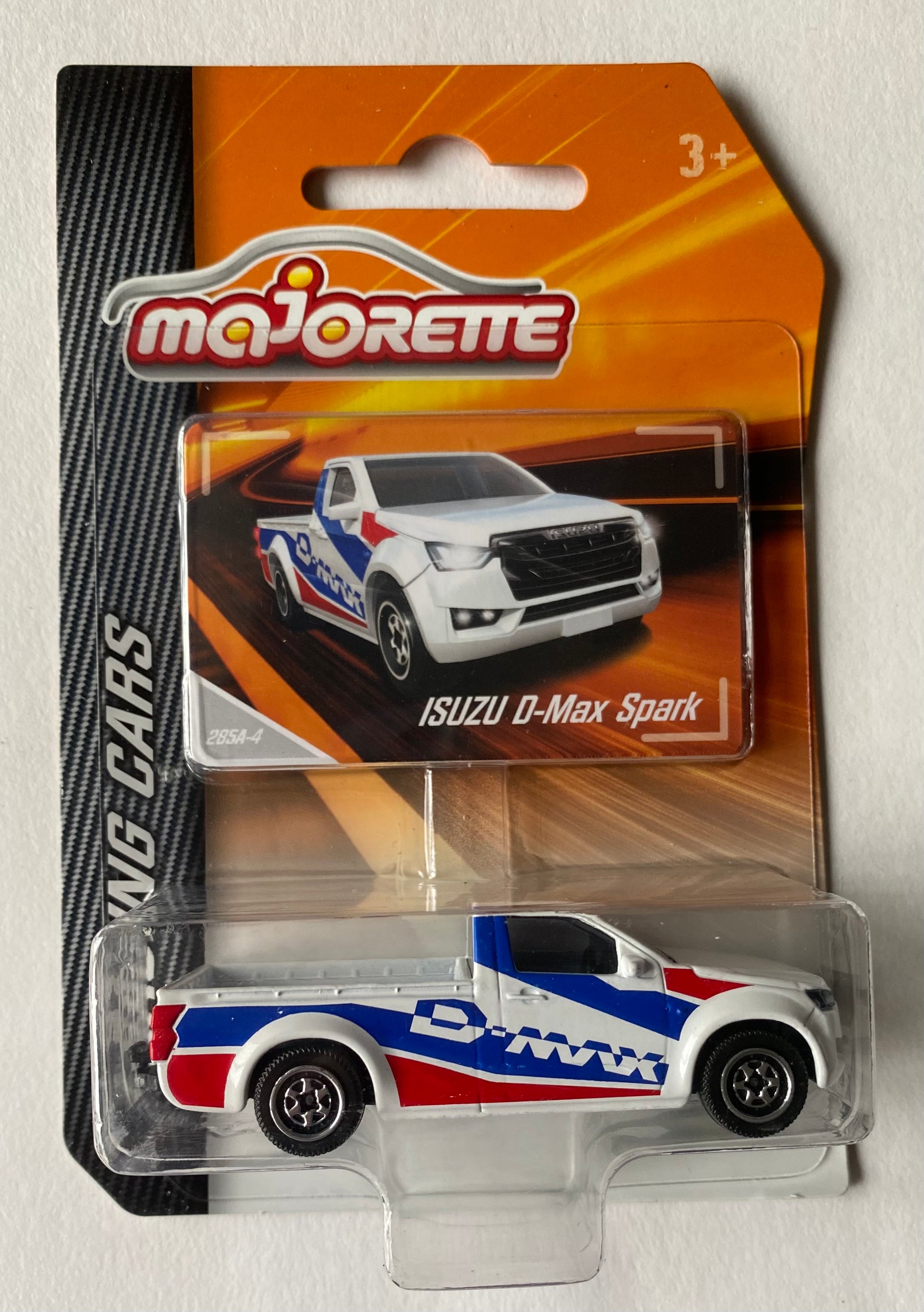 Majorette Racing Scale 1:64 - ISUZU D-Max Spark
